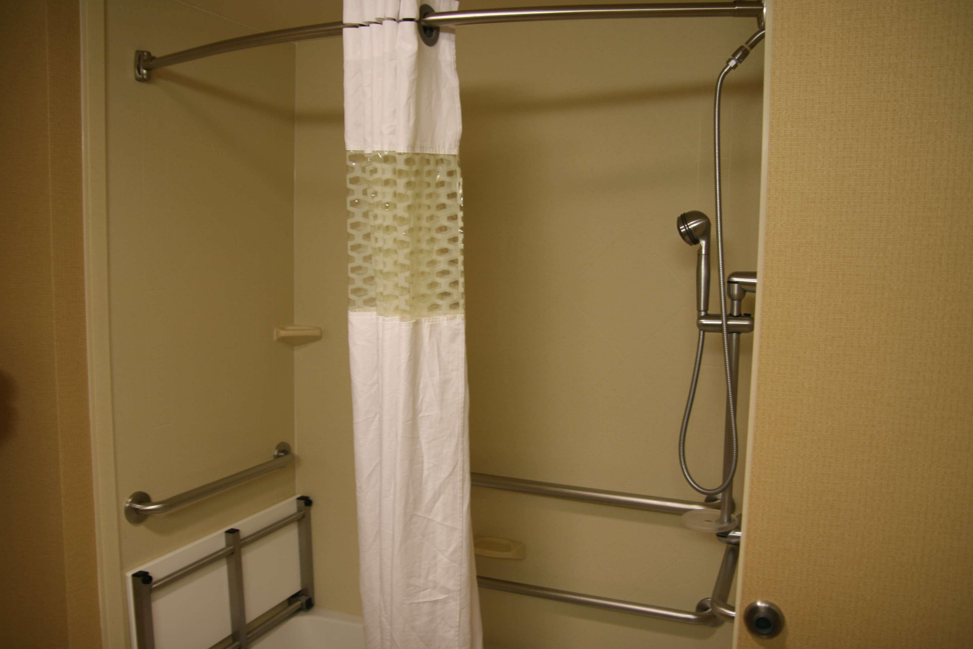 Hampton Inn And Suites Austin - Lakeway Room photo